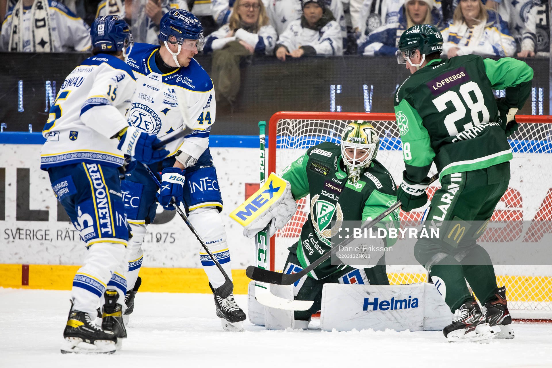 Färjestads målvakt Dominik Furch och Mattias Göransson