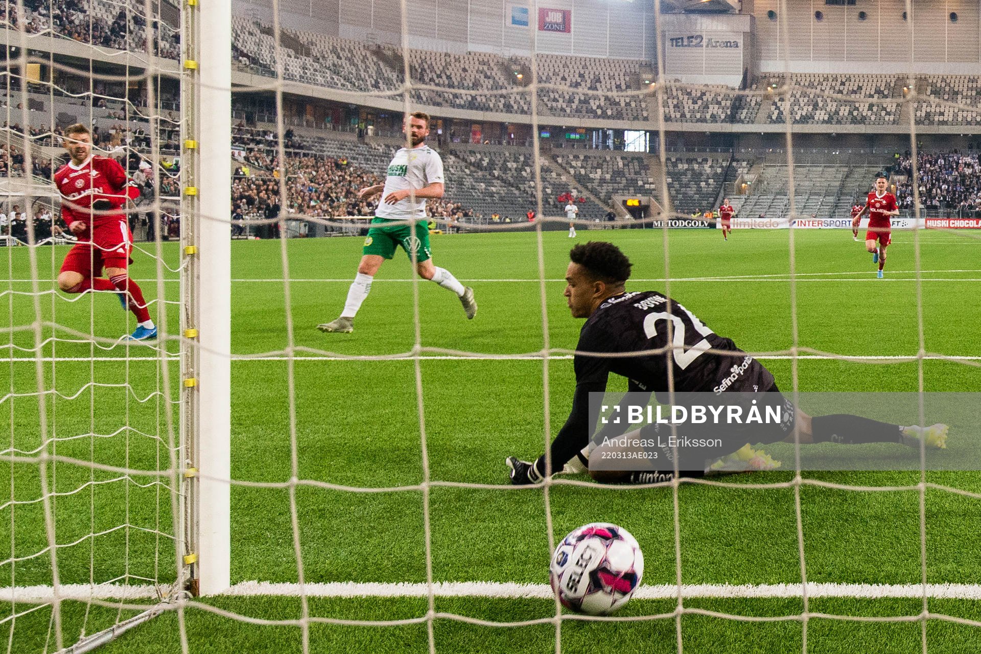 IFK Norrköpings Christoffer Nyman gör 0-1 bakom Hammarbys