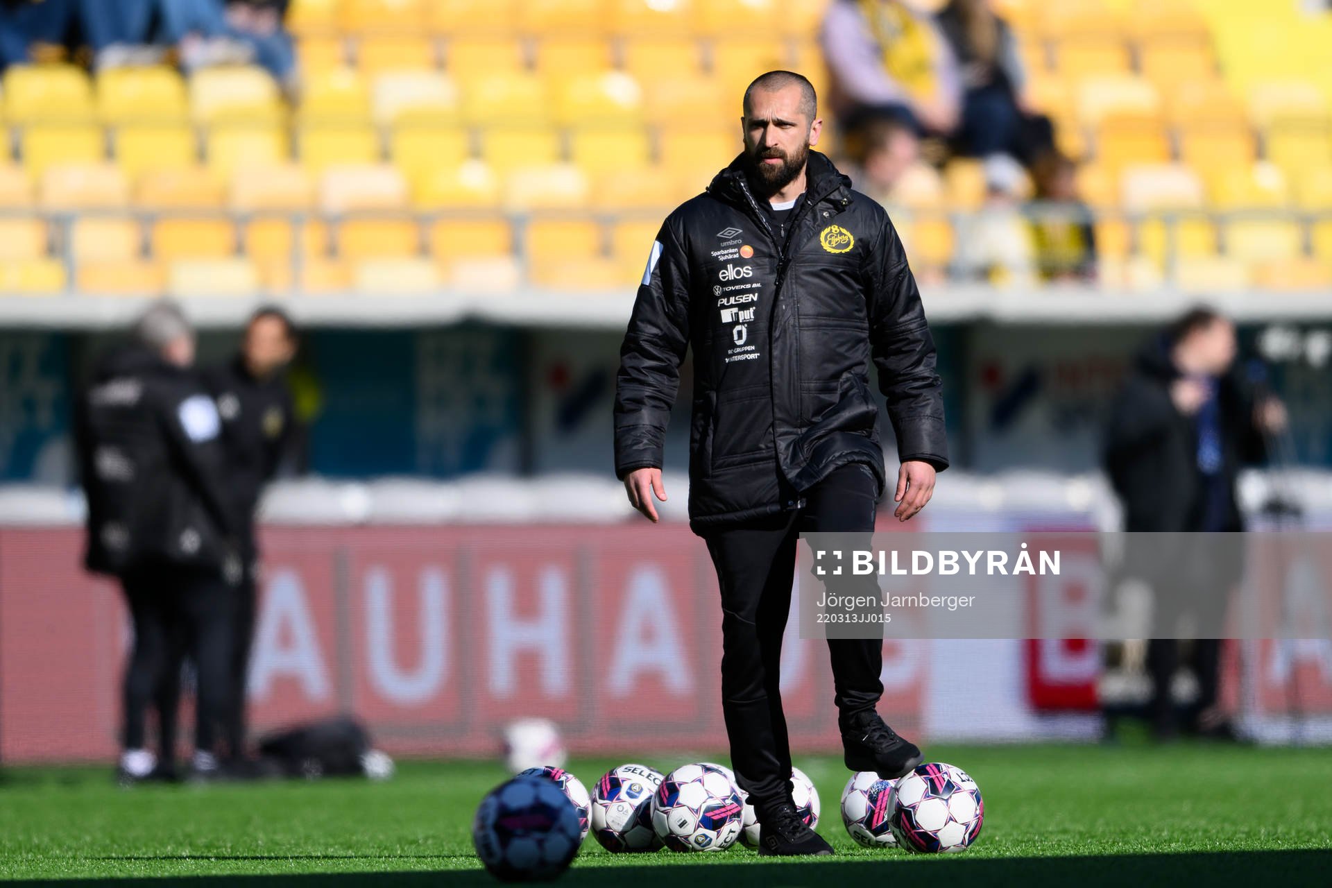Elfsborgs assisterande tränare Emir Bajrami innan
