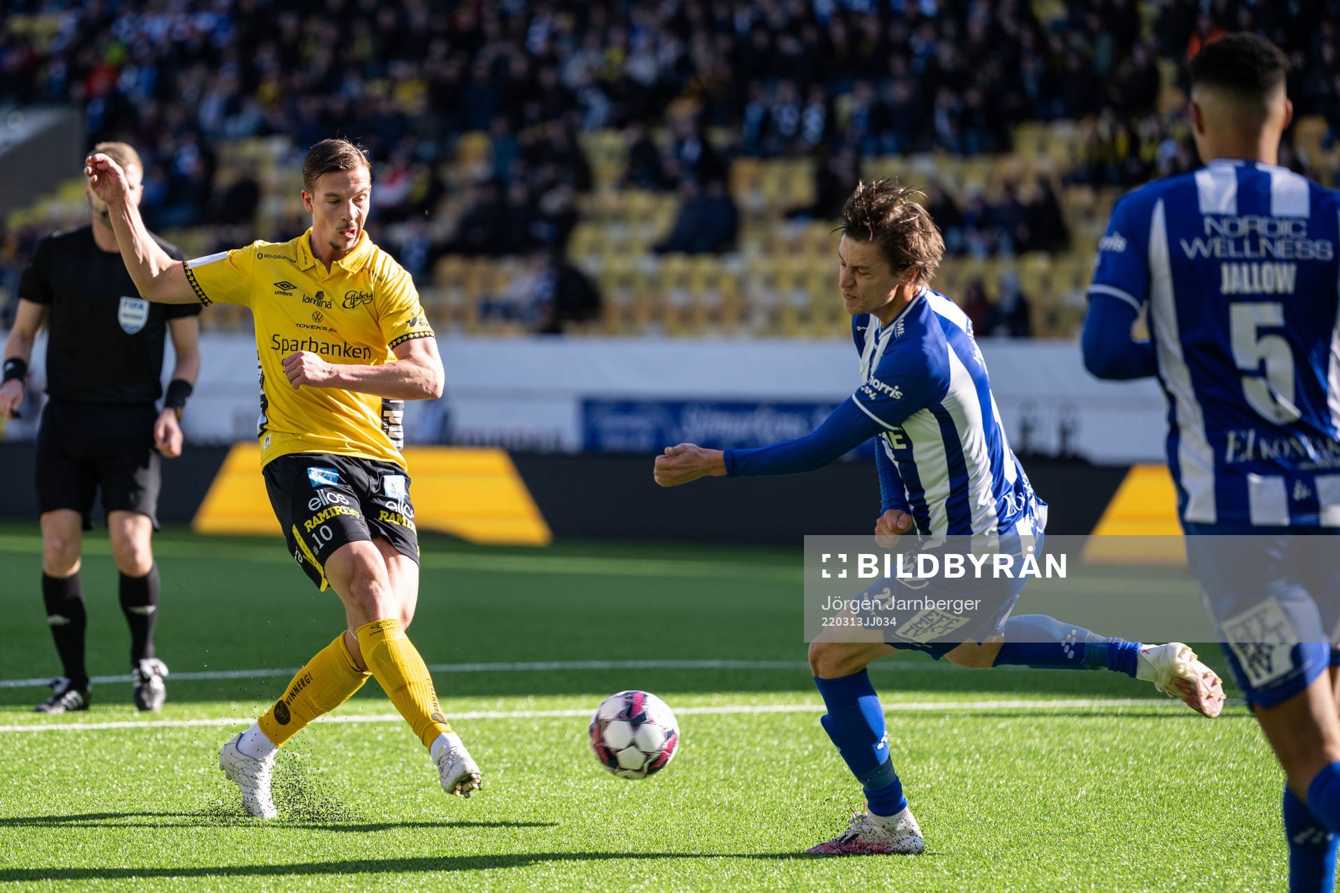 Elfsborgs Simon Olsson och IFK Göteborgs Simon Thern