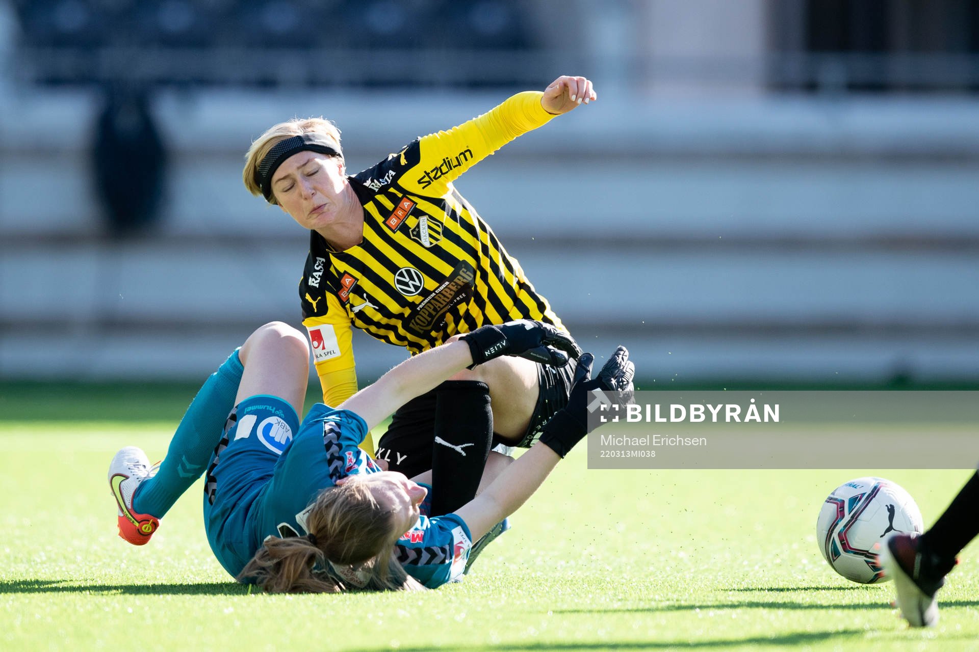 Kristianstads målvakt Melina Loeck och Luna Nørgaard