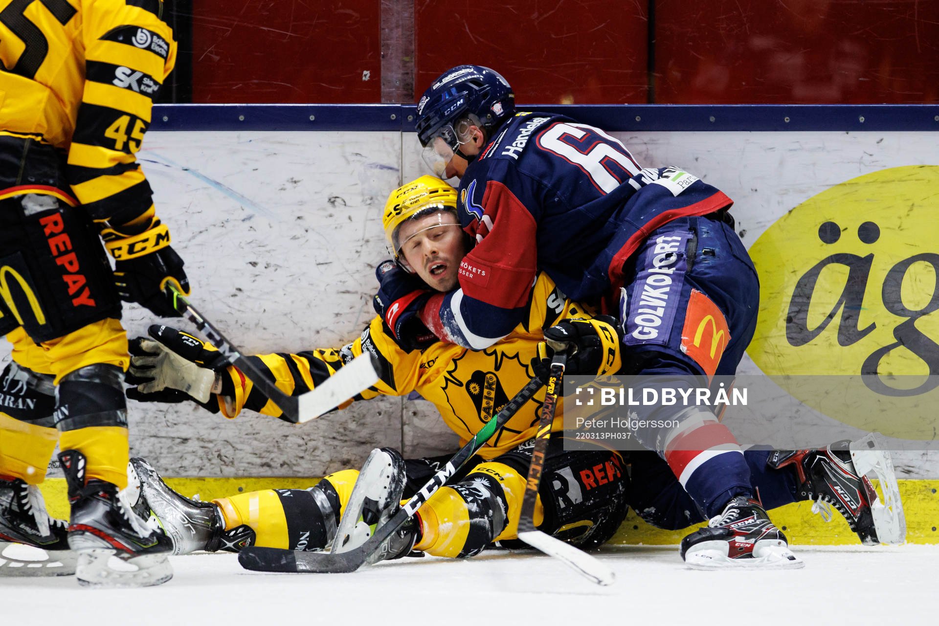 Skellefteås Jayce Hawryluk och Linköpings Markus Ljungh
