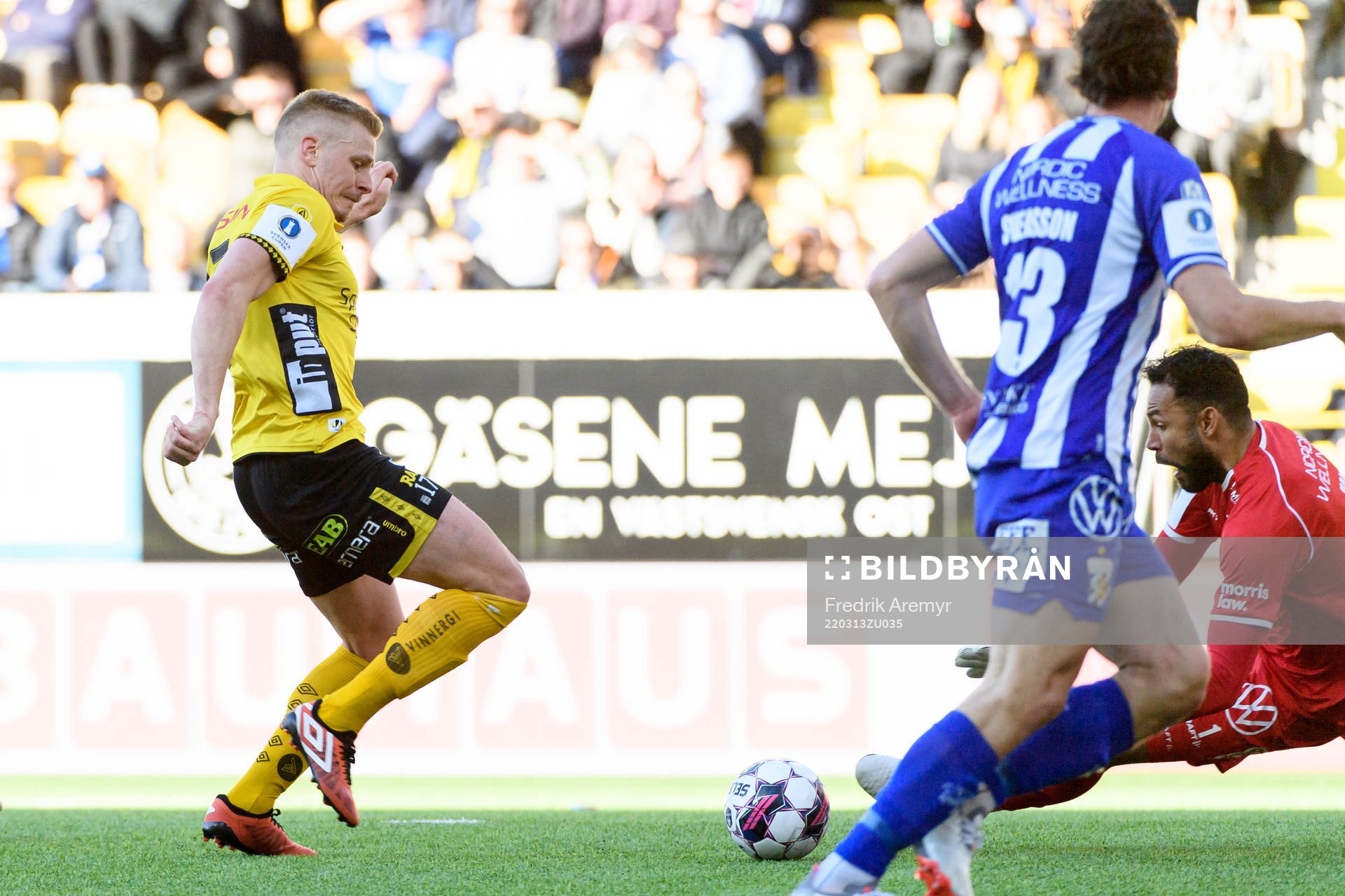 Elfsborgs Per Frick mot IFK Göteborgs målvakt Warner Hahn