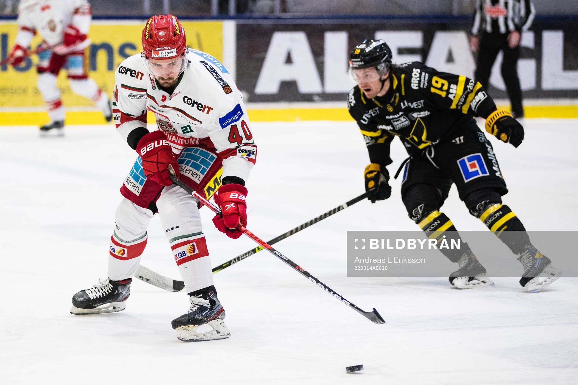 Modos David Bernhardt och Västerås Niklas Rigelius