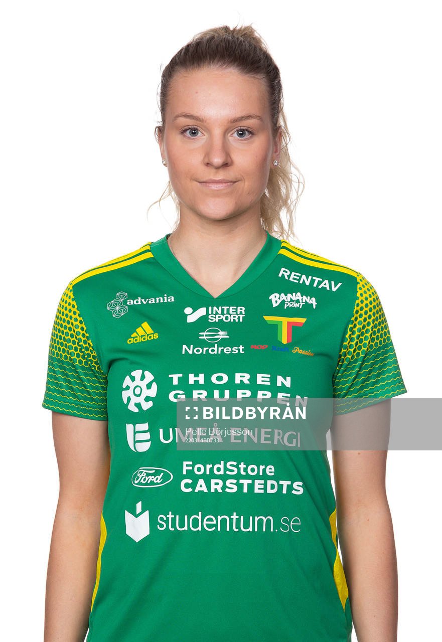 Thorengruppens Linnea Lindström poserar för ett porträtt den 14 mars 2022 i Umeå.