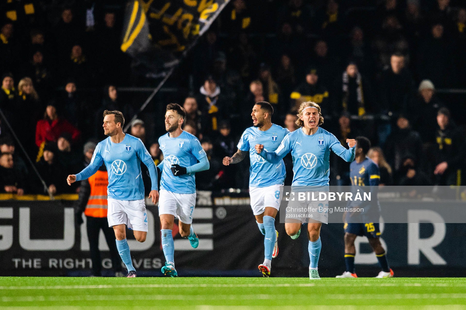 Malmö FFs Sebastian Nanasi jublar