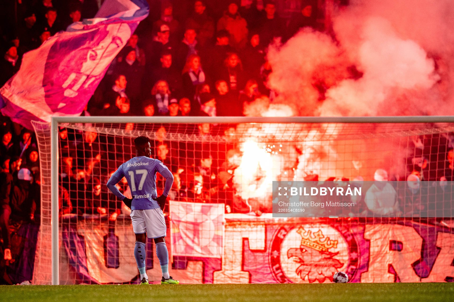Malmö FFs Malik Abubakari framför Malmöpubliken