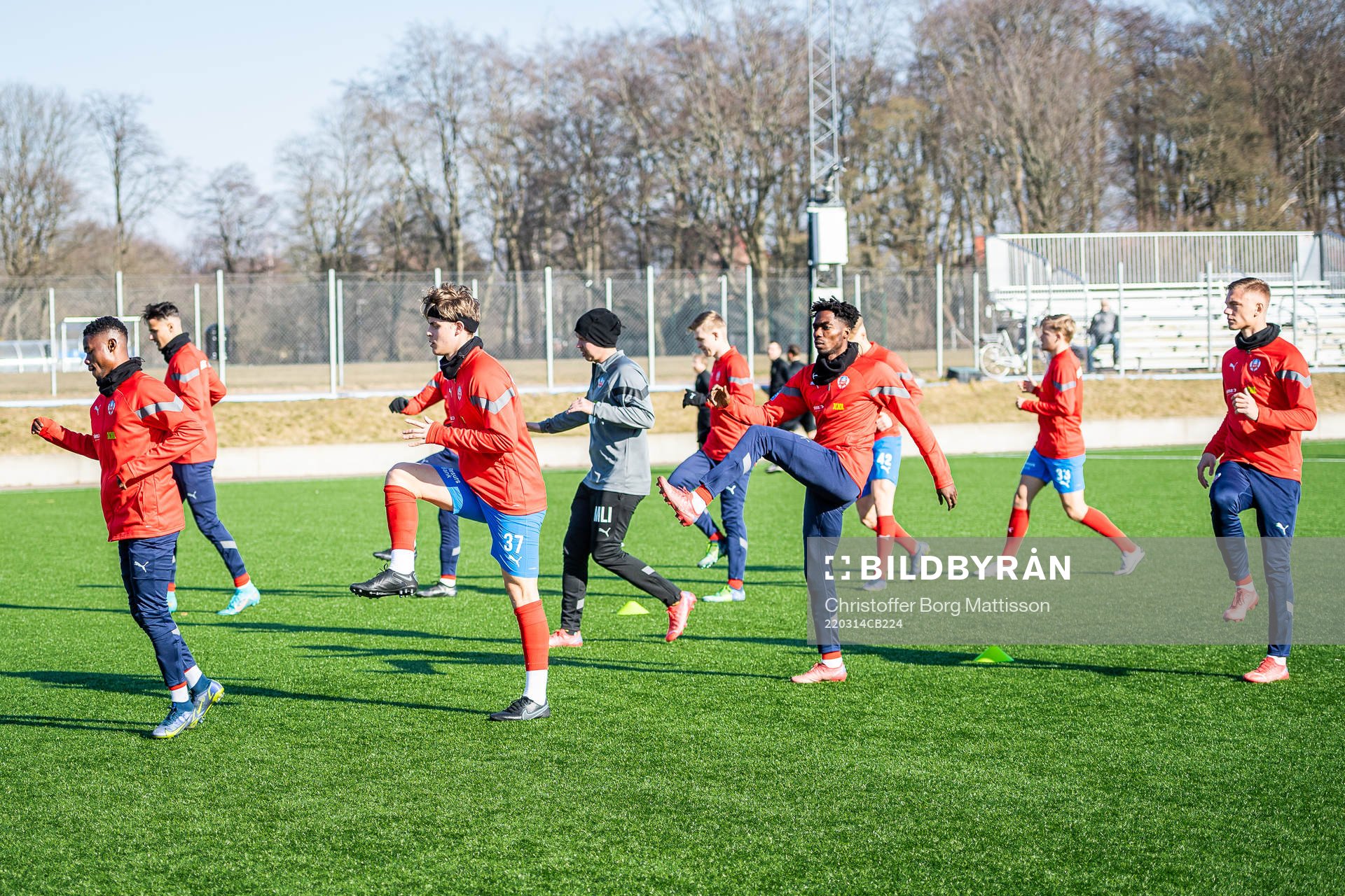 Helsingborgs spelare värmer upp