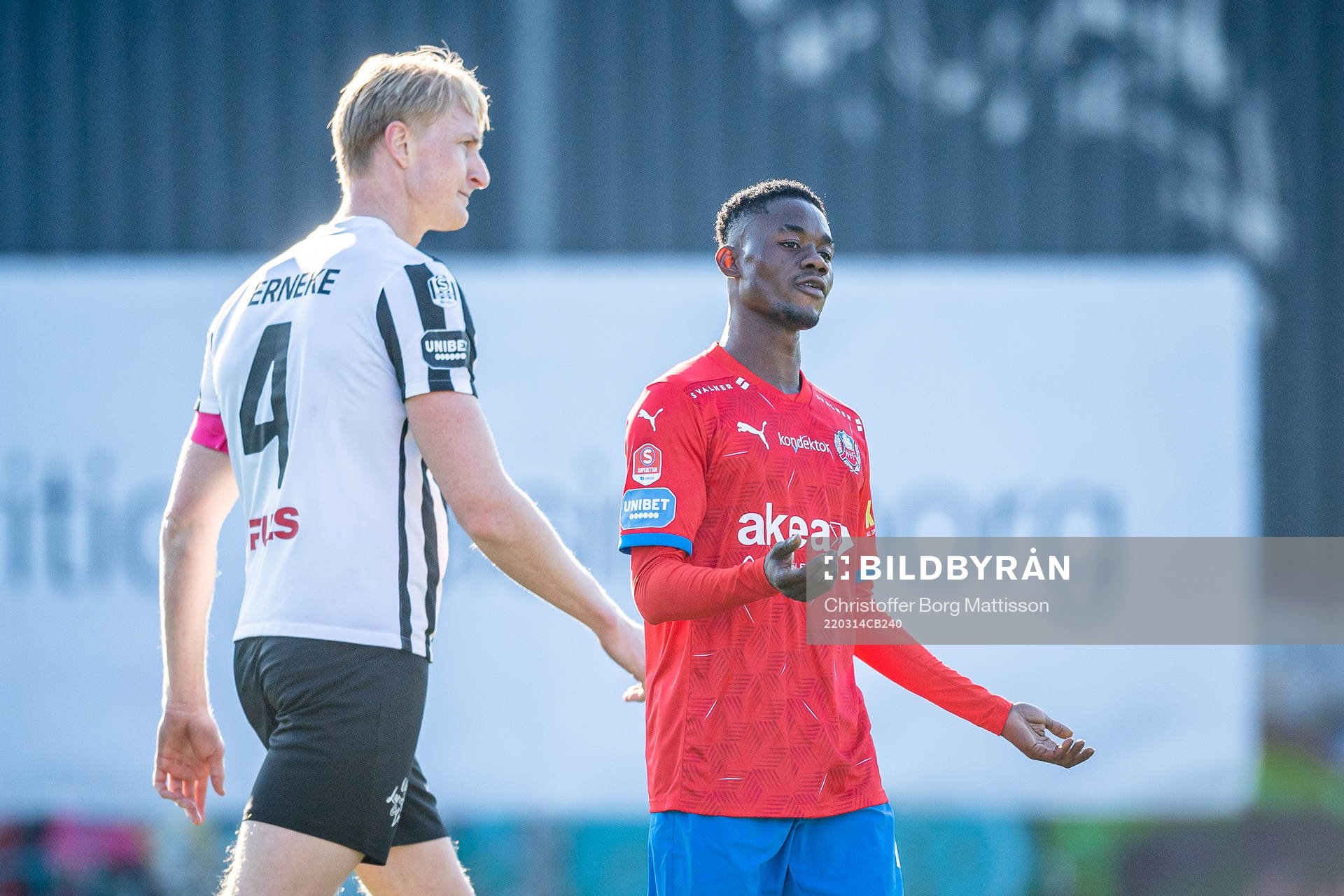 Landskronas Viktor Wihlstrand och Helsingborgs Joseph Amoako