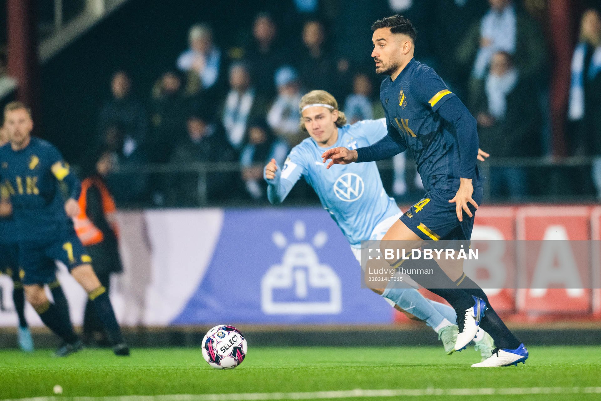 s Sotirios Papagiannopoulos och Malmö FFs Sebastian Nanasi