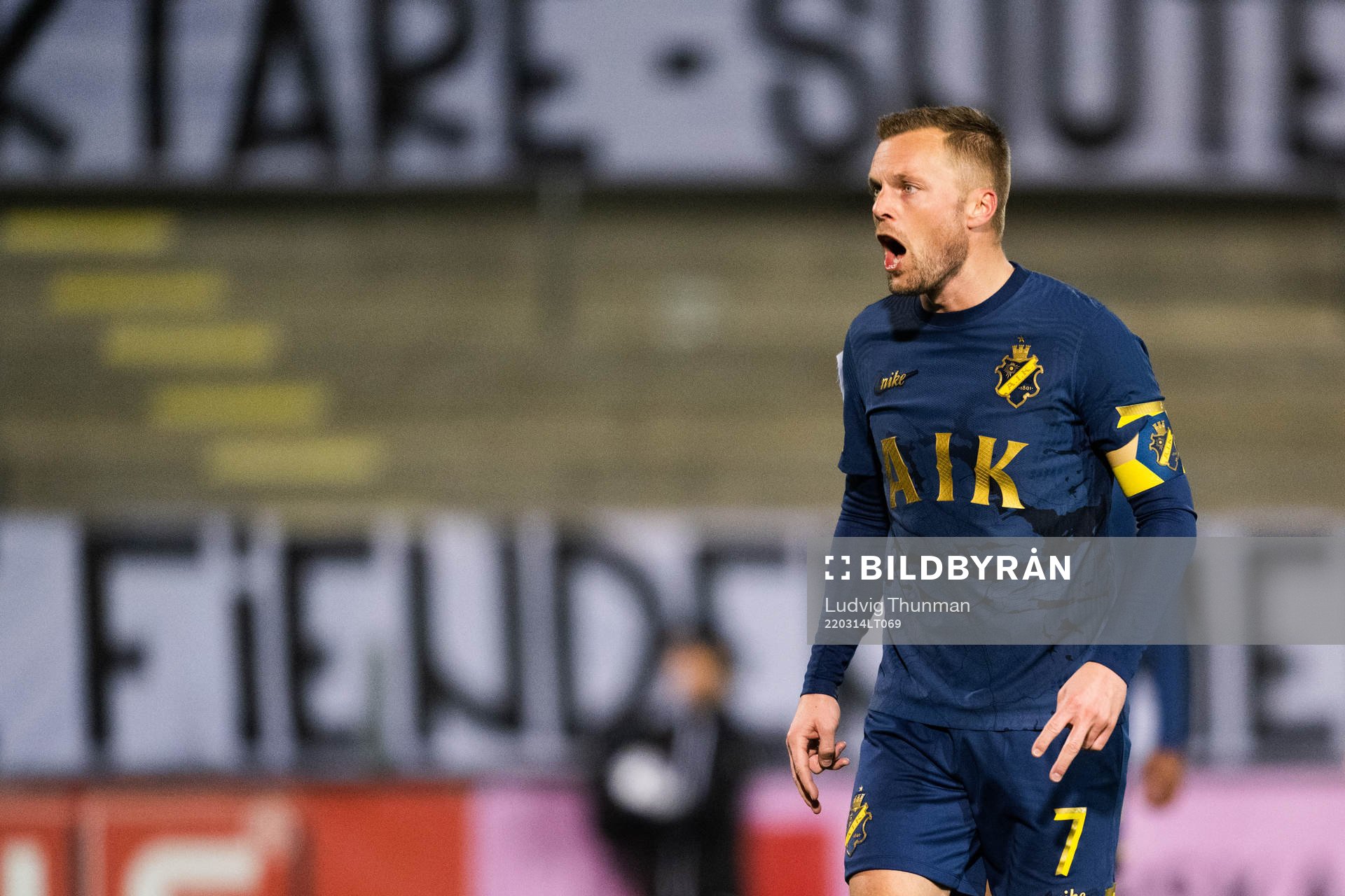 s Sebastian Larsson