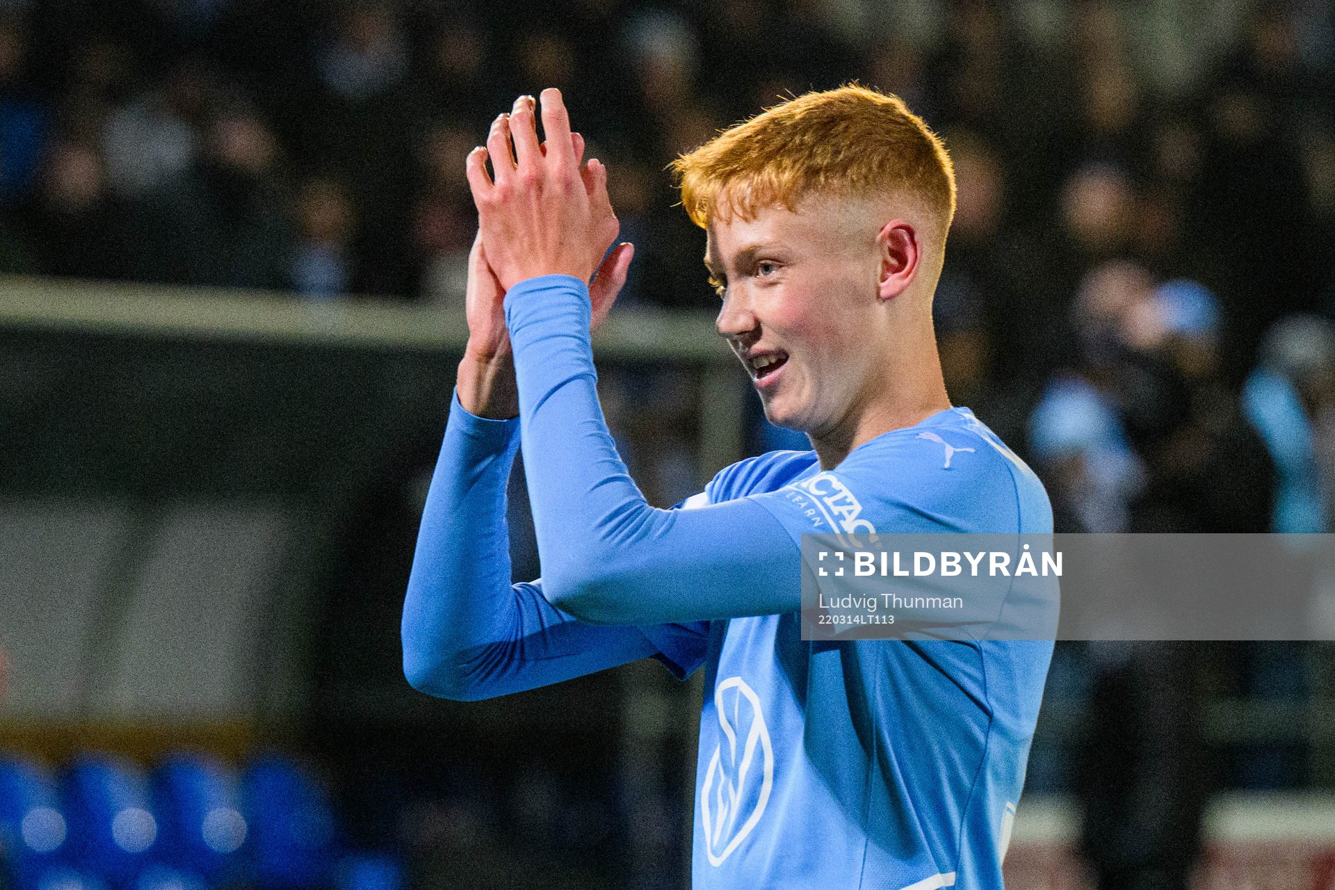 Malmö FFs Hugo Larsson tackar publiken