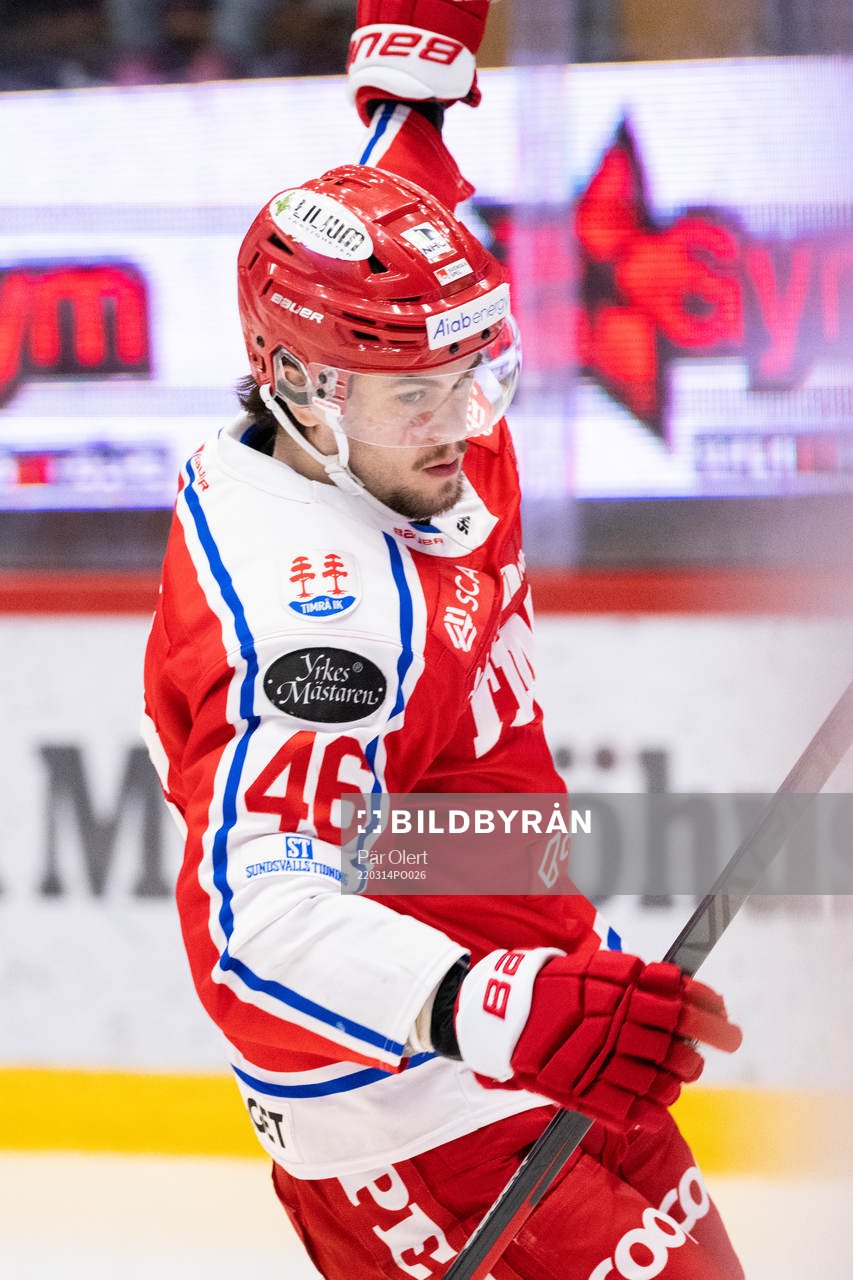 Timrås Pontus Åberg jublar