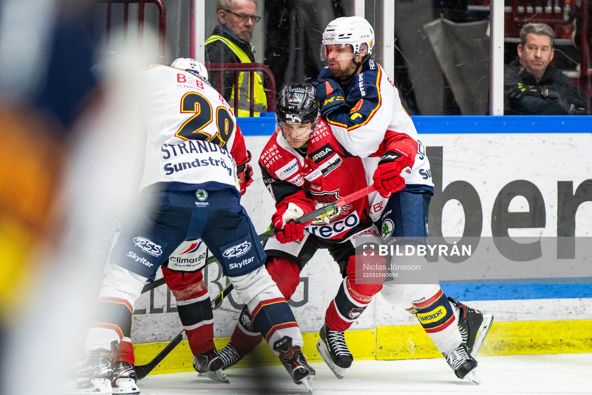 Malmö Redhawks Johan Olofsson och Djurgårdens Cameron