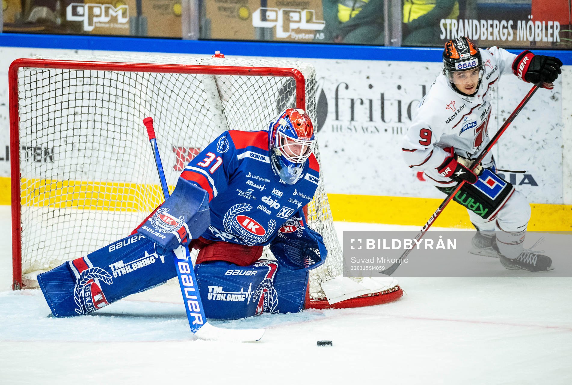 Oskarshamns målvakt Tim Juel och Örebros Nicholas Halloran