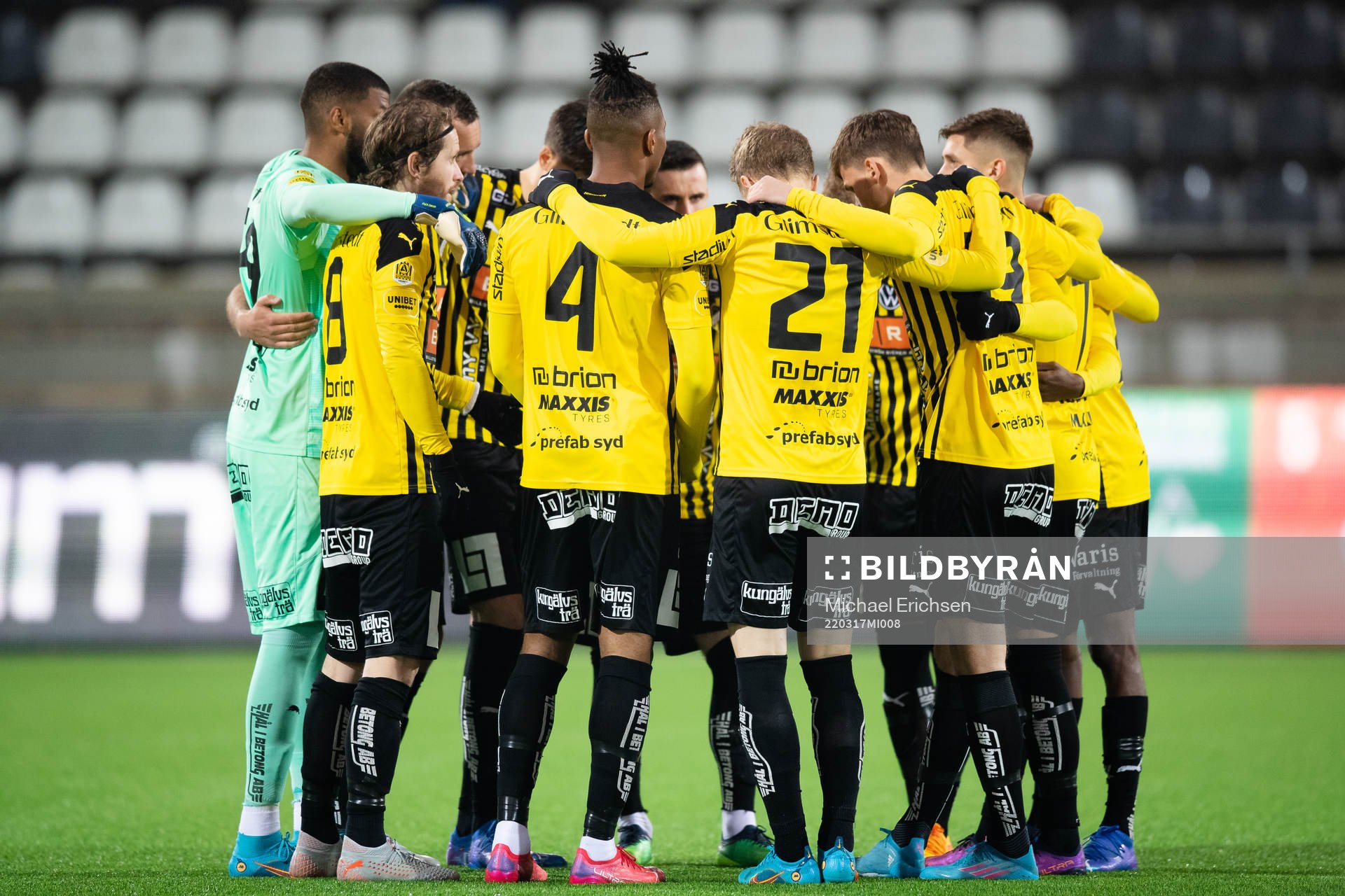 Häcken samlade innan fotbollsmatchen i träningsmatchen