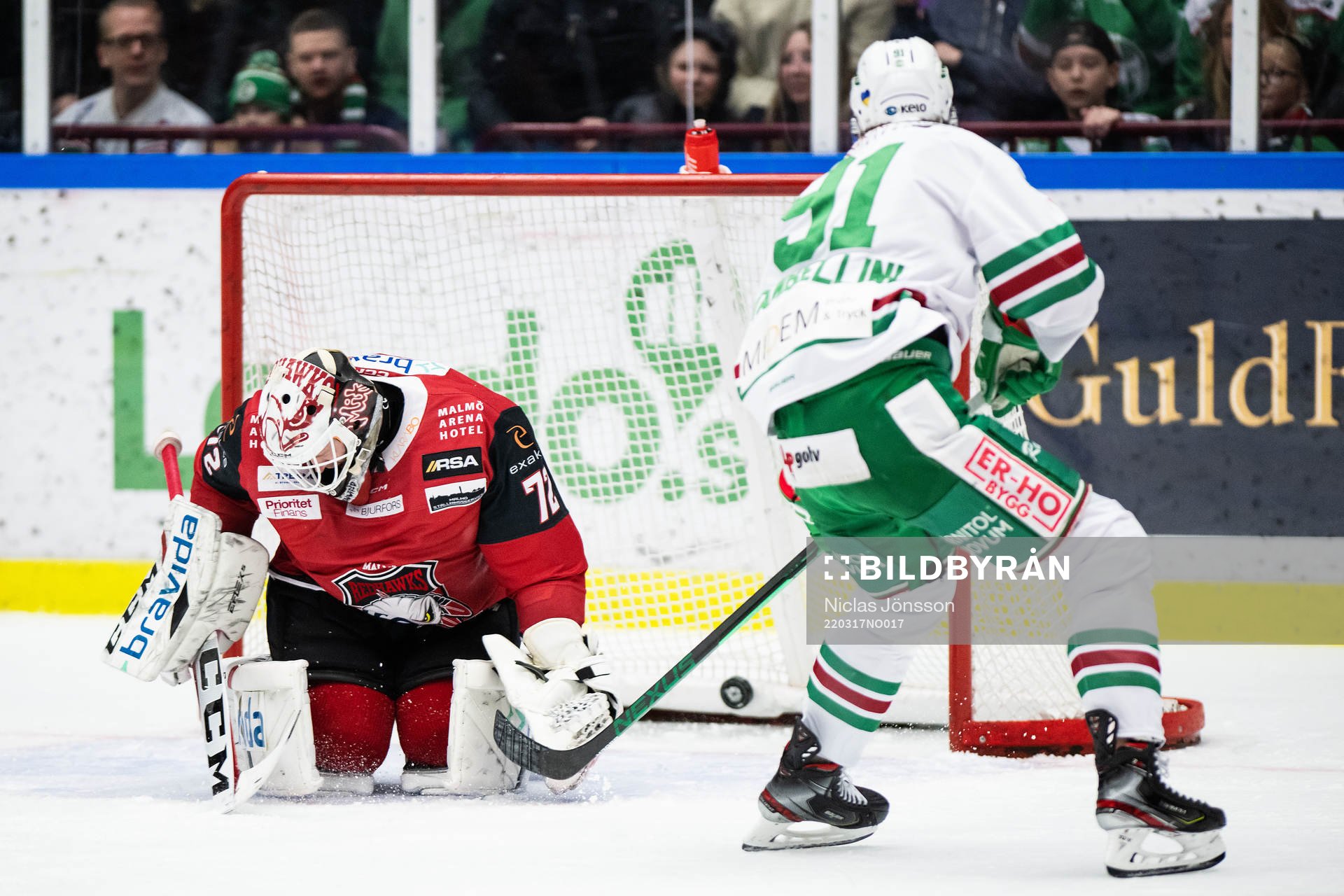 Rögles Adam Tambellini gör 0-1 bakom Malmö Redhawks