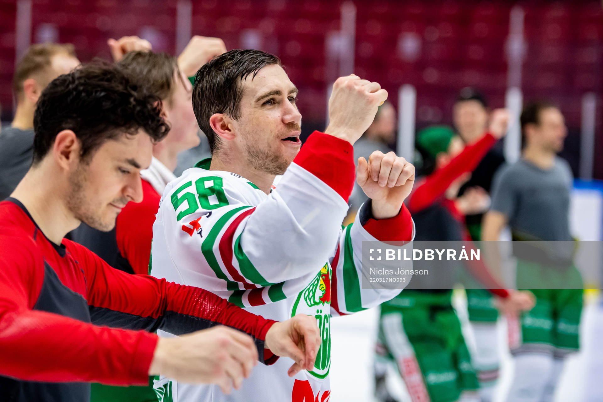 Rögles Ryan McKiernan jublar