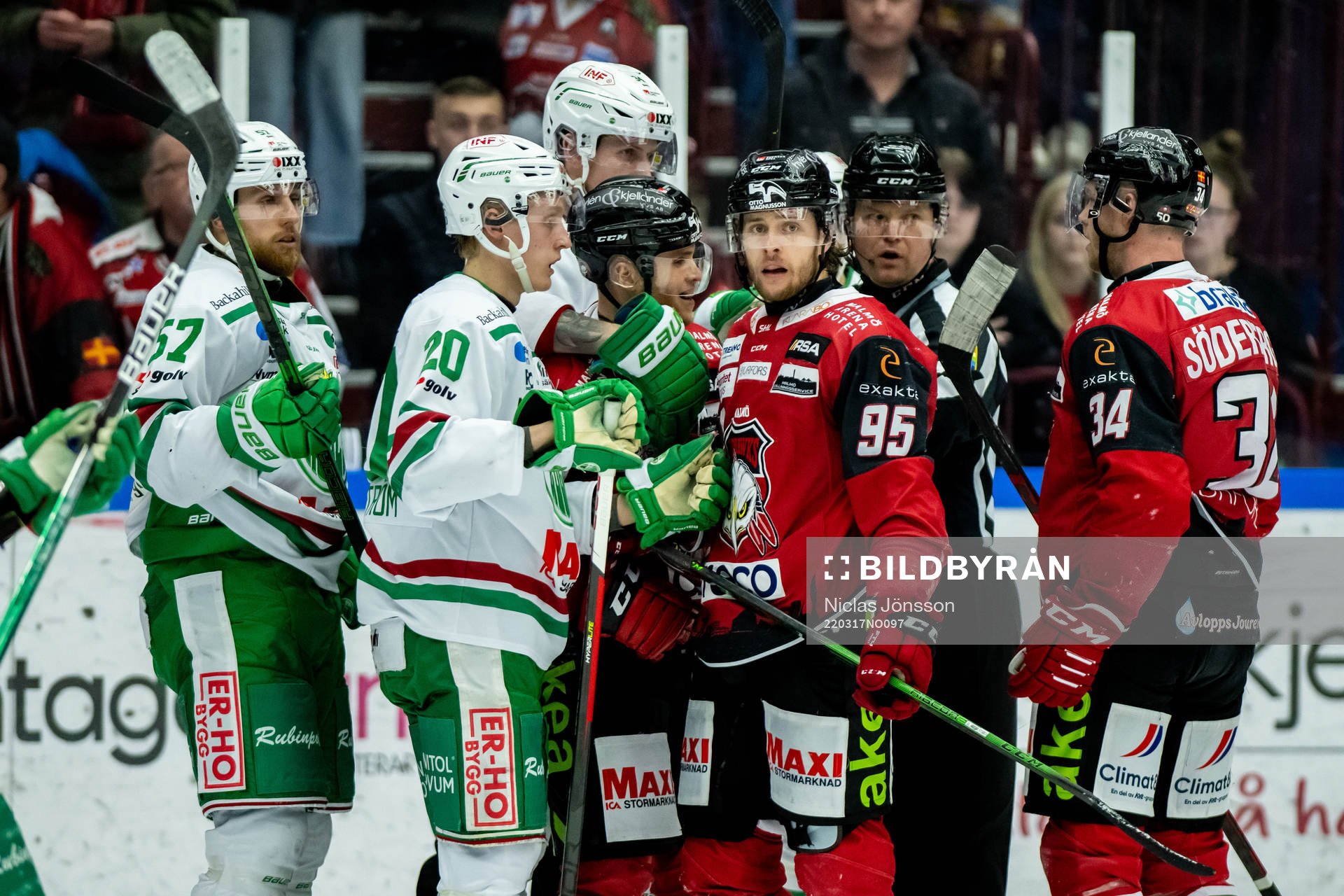 Malmö Redhawks Carl Persson deppar