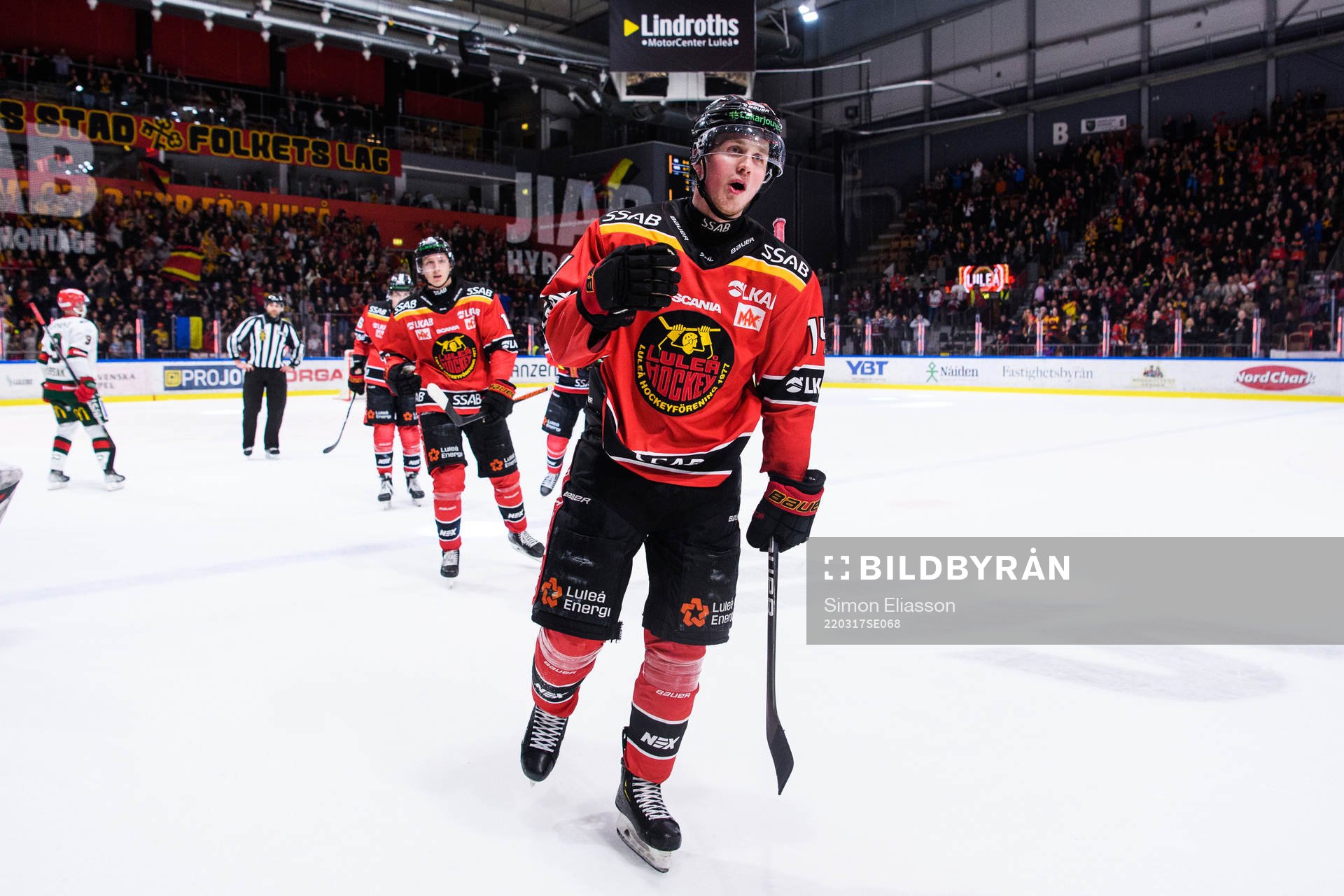 Luleås Jonas Berglund jublar