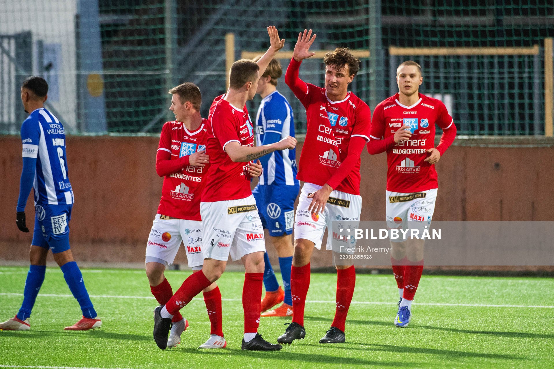 Norrbys Fredrik Lundgren jublar efter 0-1 under träningsmatchen i fotboll mellan IFK Göteborg och Norrby den 18 mars 2022 i Göteborg.