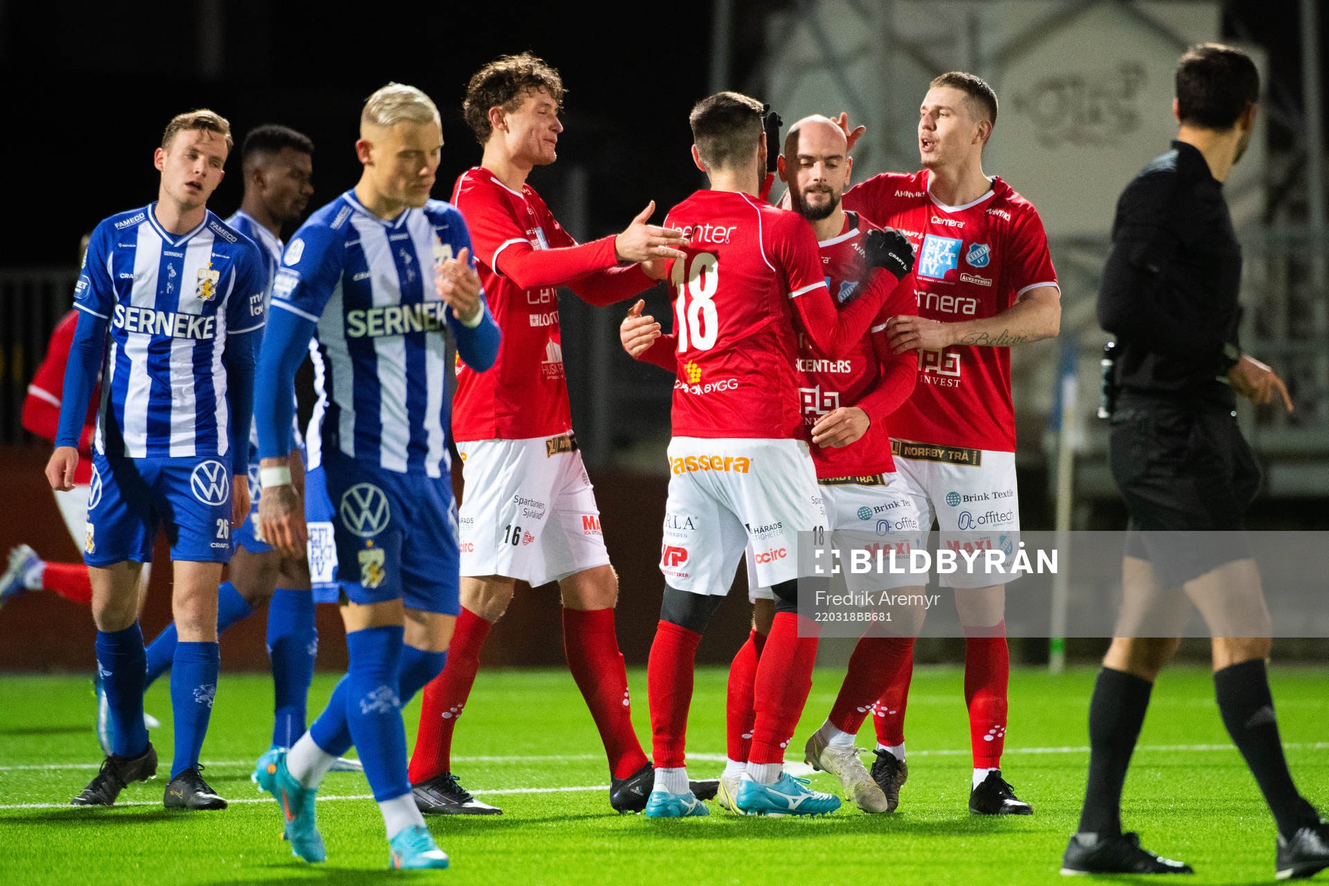 Norrbys Perparim Beqaj jublar med lagkamrater efter att han har gjort 0-2 under träningsmatchen i fotboll mellan IFK Göteborg och Norrby den 18 mars 2022 i Göteborg.