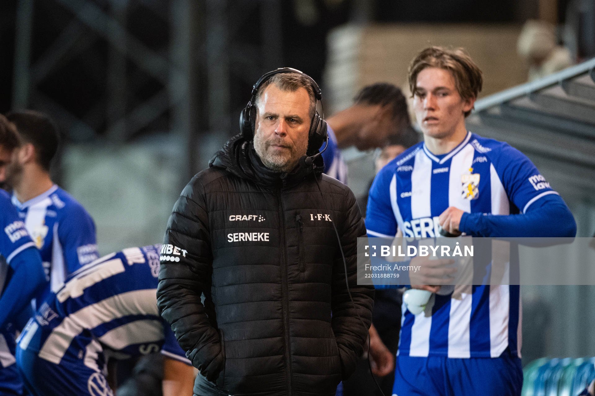 IFK Göteborgs tränare Mikael Stahre under träningsmatchen i fotboll mellan IFK Göteborg och Norrby den 18 mars 2022 i Göteborg. 