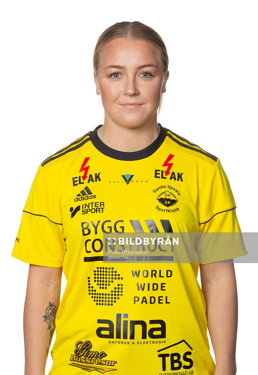 Gamlas Ingrid Wixner poserar för ett porträtt den 18 mars 2022 i Uppsala.