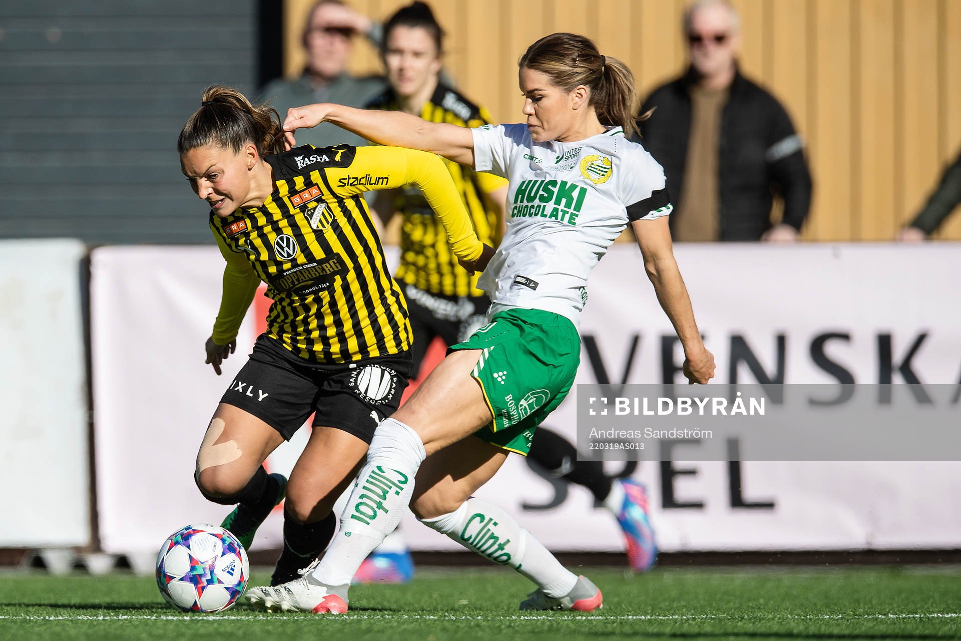 Häckens Johanna Rytting Kaneryd och Hammarbys Hanna