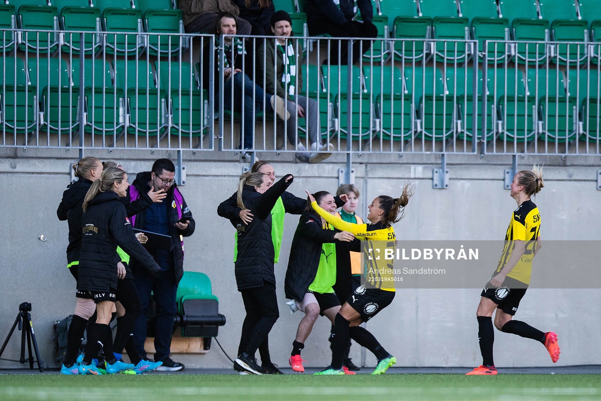 Häckens Johanna Rytting Kaneryd jublar