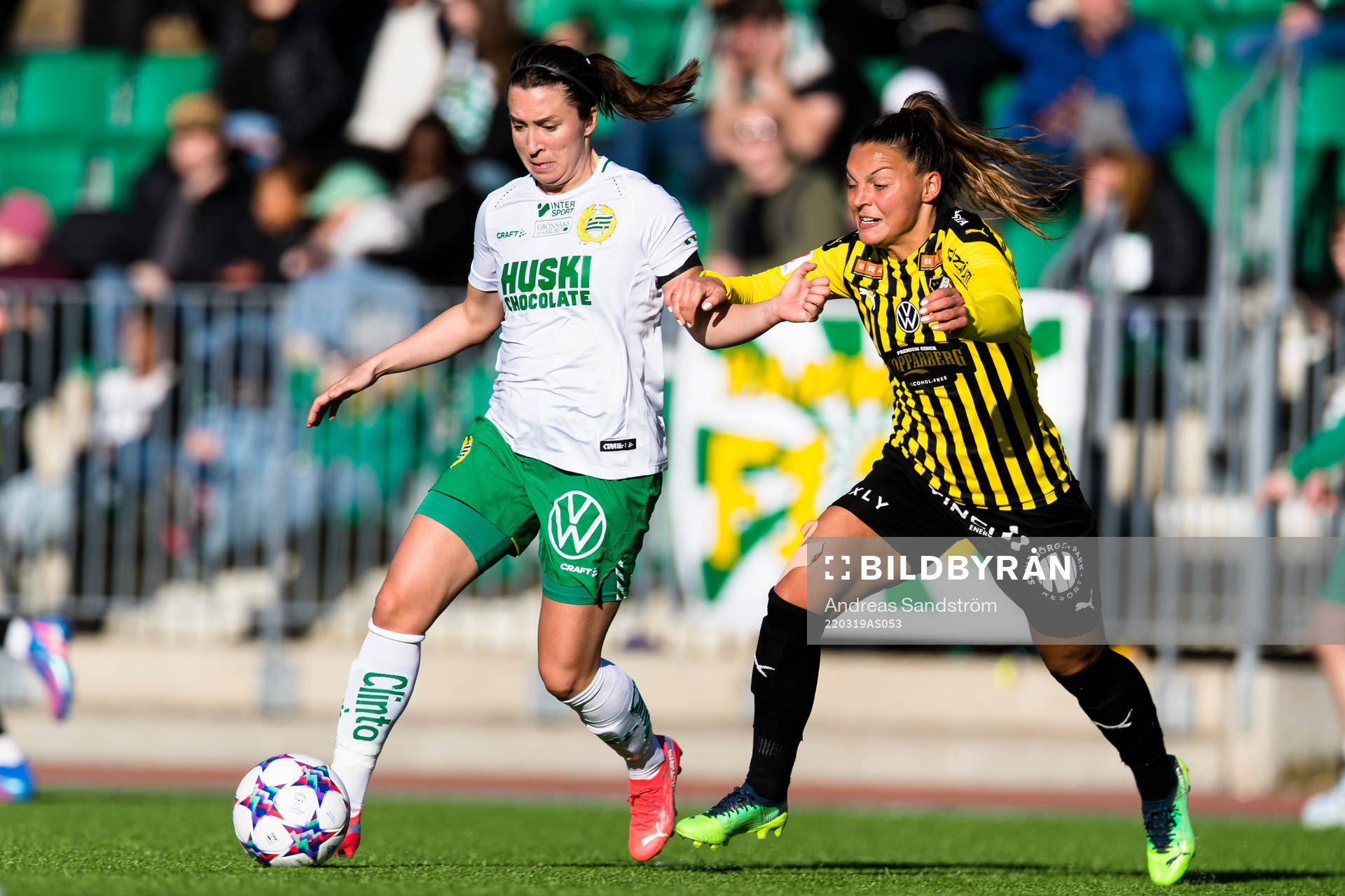 Hammarbys Fanny Hjelm Rönnlund och Häckens Johanna