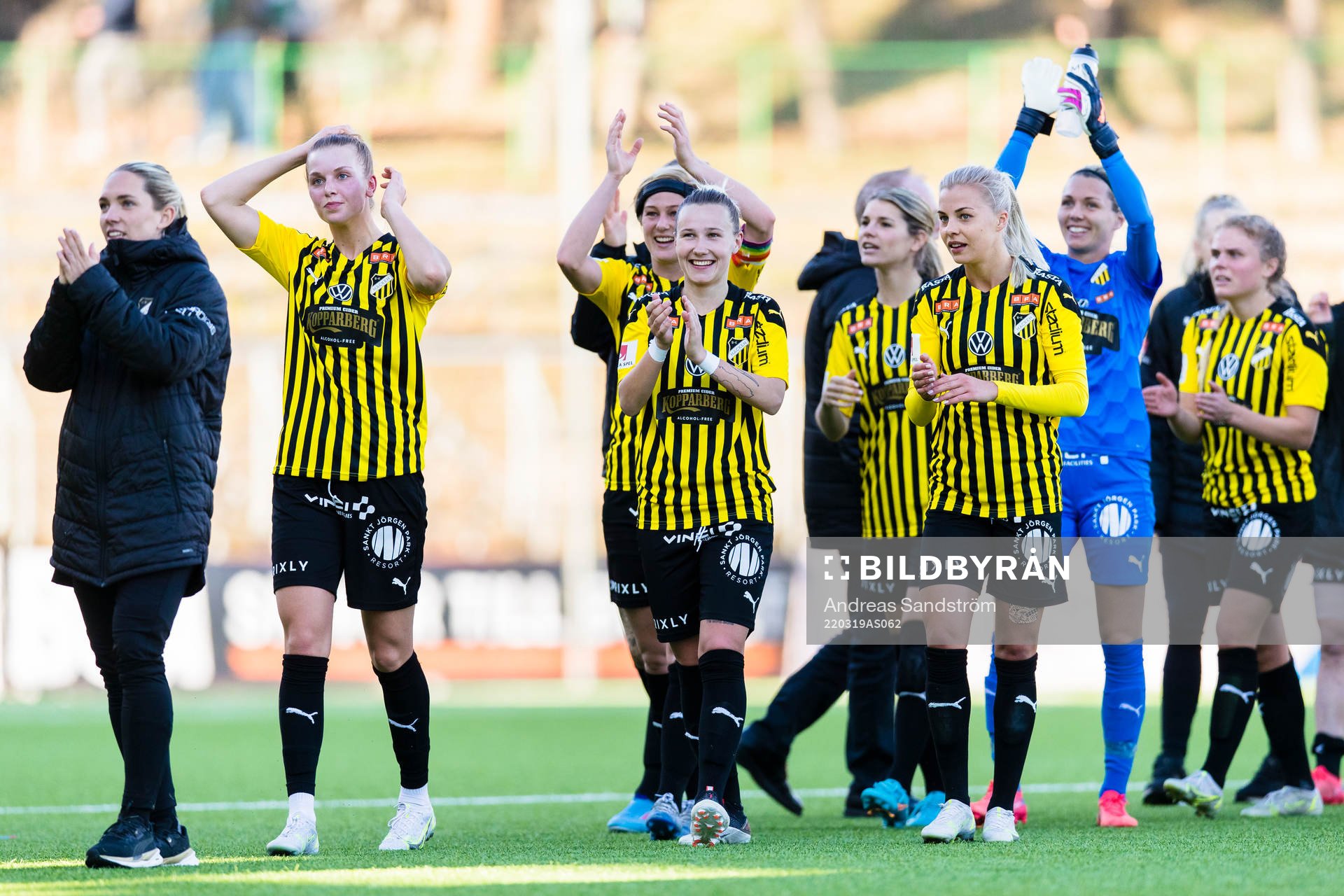 Häckens spelare jublar efter fotbollsmatchen i Svenska Cupen mellan Hammarby och Häcken den 19 mars 2022 i Stockholm. 