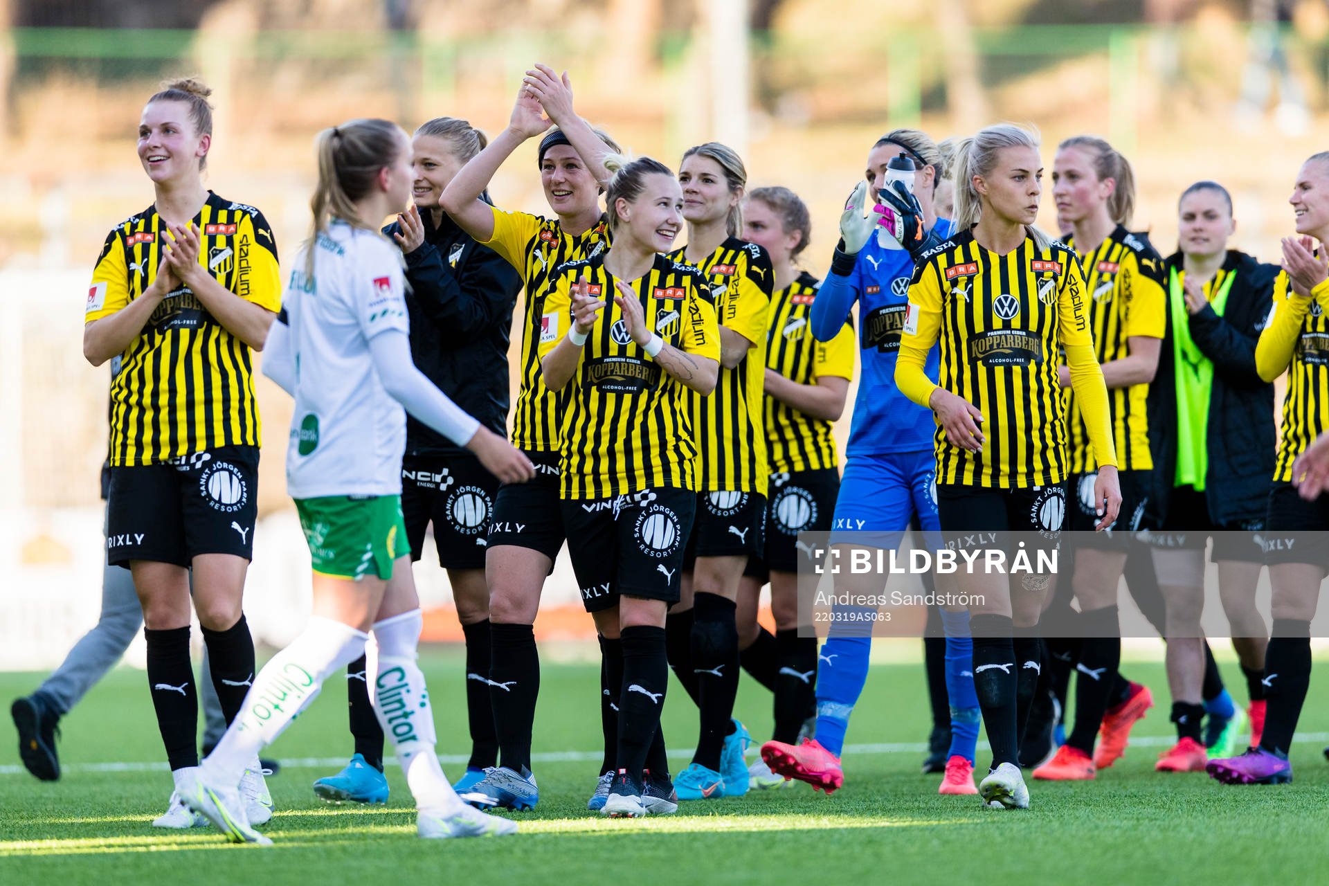 Häckens spelare jublar efter fotbollsmatchen i Svenska Cupen mellan Hammarby och Häcken den 19 mars 2022 i Stockholm. 