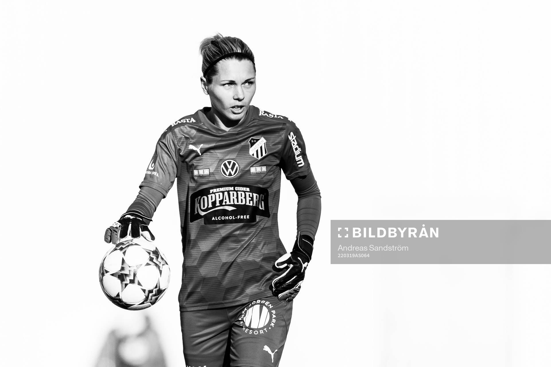 Häckens målvakt Jennifer Falk under fotbollsmatchen i Svenska Cupen mellan Hammarby och Häcken den 19 mars 2022 i Stockholm. 
