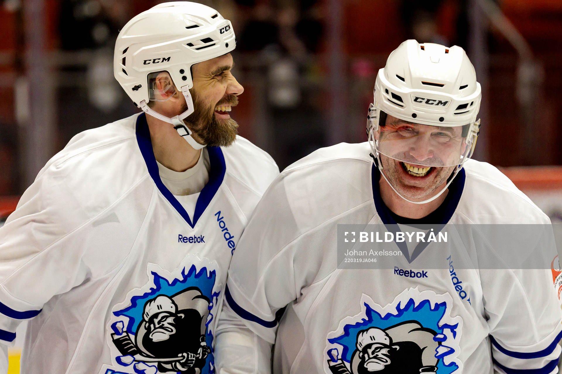 Icebreakers Henrik Zetterberg och Ulf Dahlén jublar