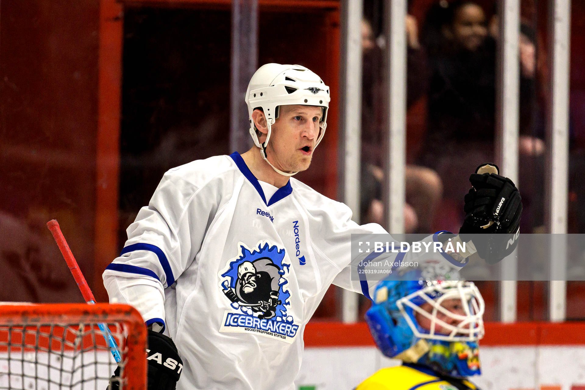 Icebreakers Jonathan Hedström jublar