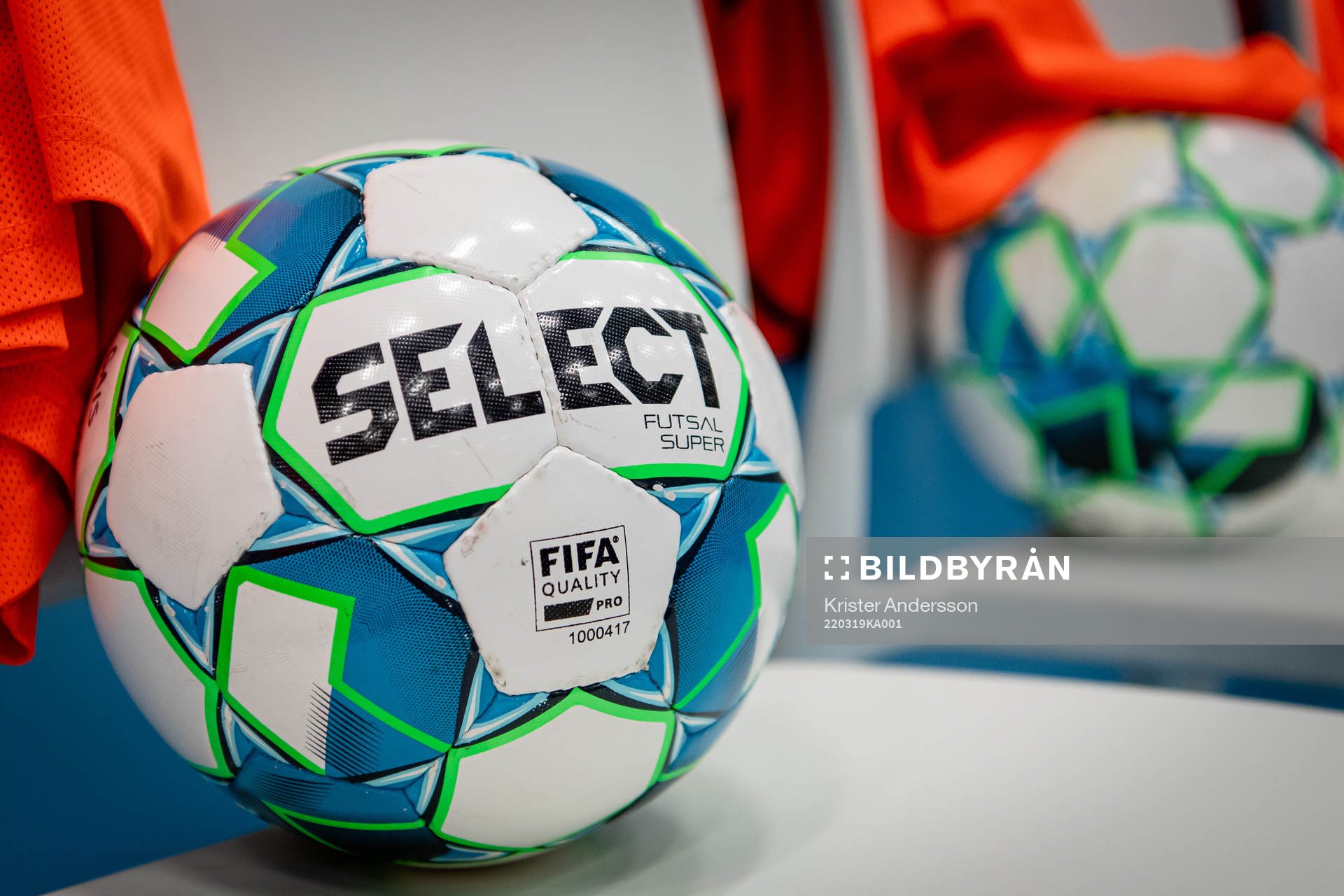 En fotboll före futsalmatchen i RFL mellan GAIS och