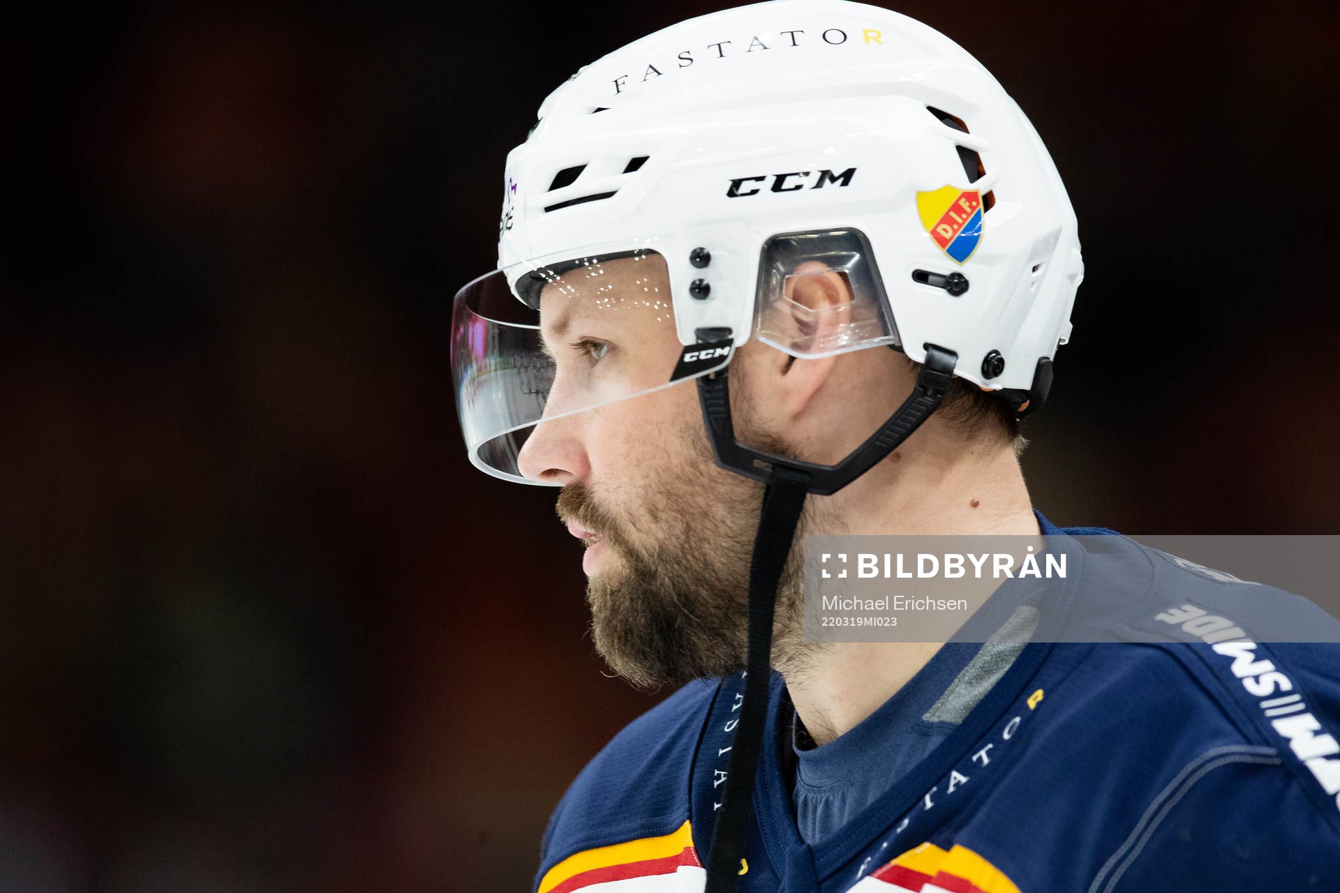 Djurgårdens Dick Axelsson innan  ishockeymatchen i SHL