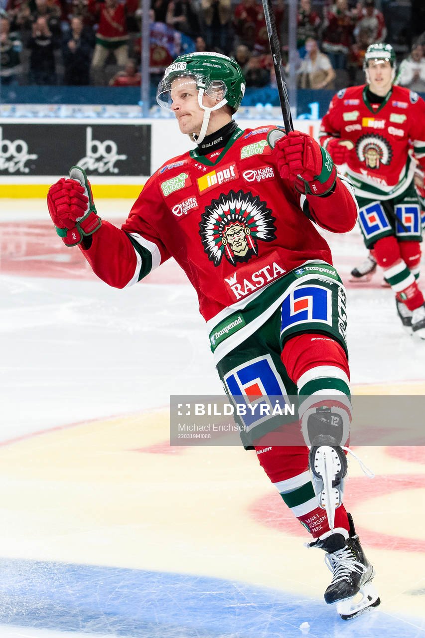 Frölundas Max Friberg jublar