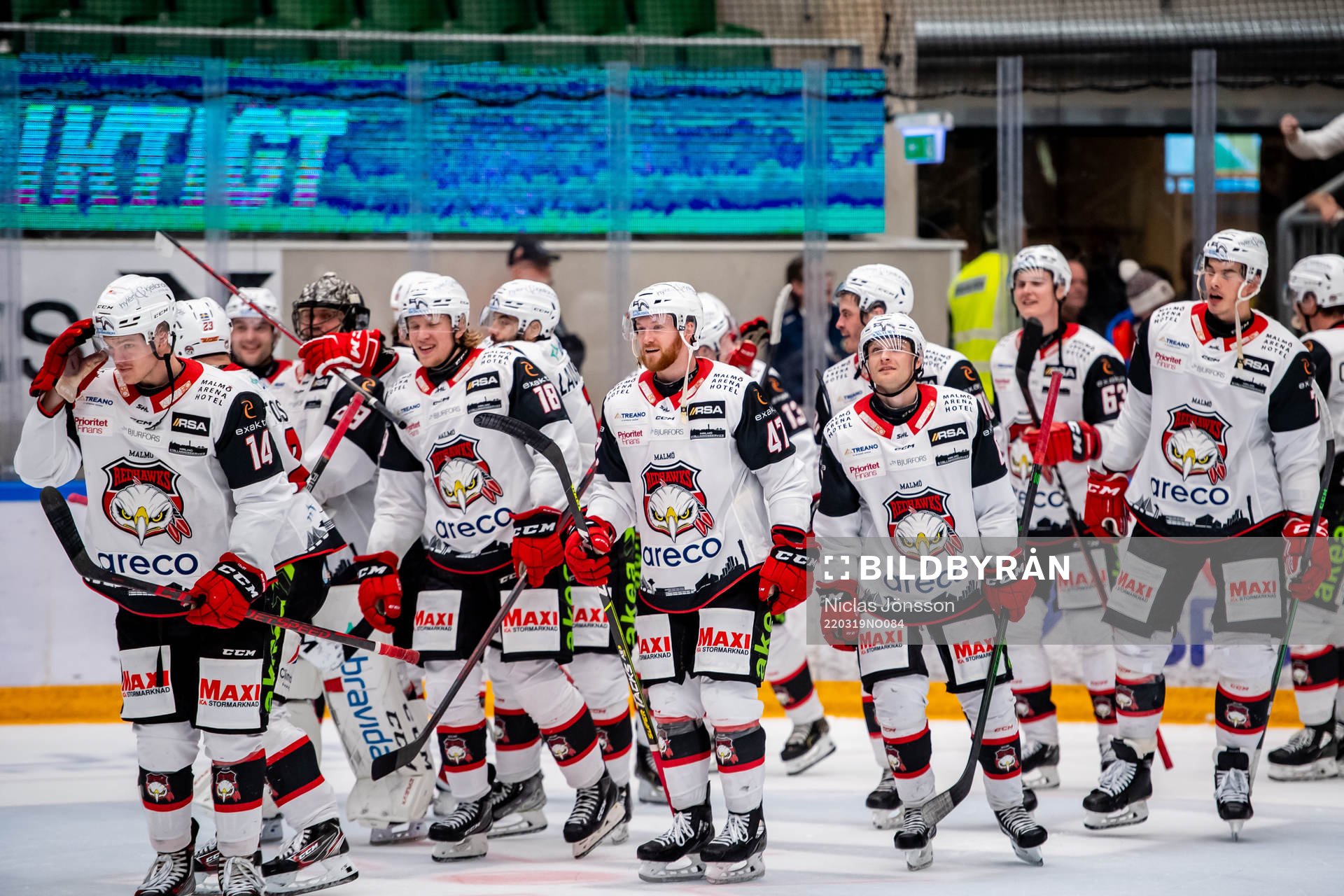 Malmö Redhawks spelarena jublar