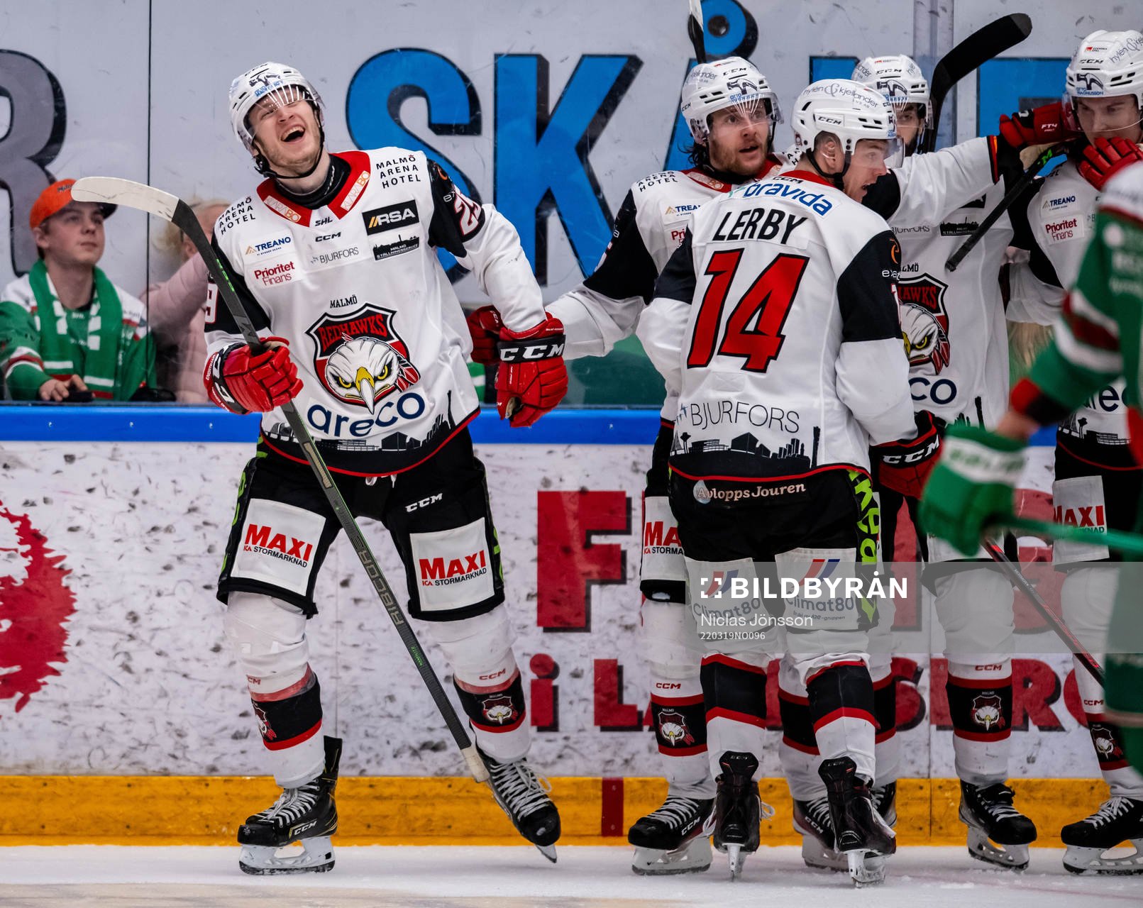 Malmö Redhawks Eric Engstrand jublar