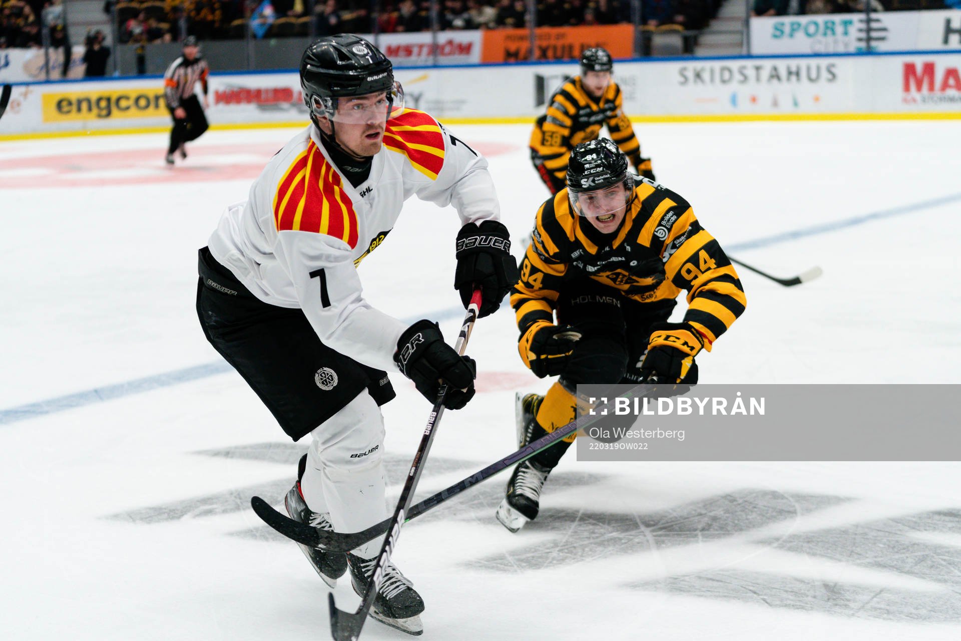 Brynäs Marcus Björk och Skellefteås Linus Karlsson