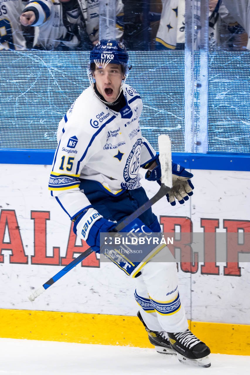 Leksands Max Veronneau jublar