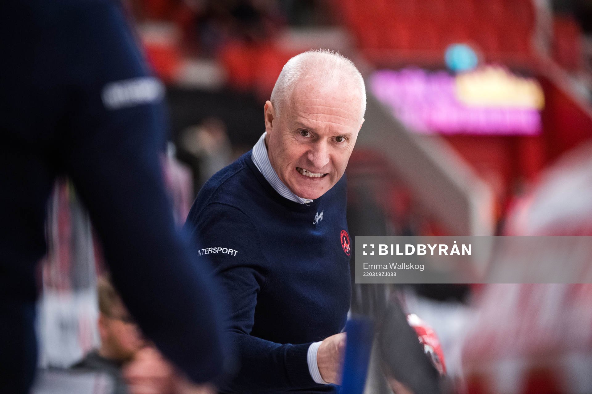 Troja/Ljungbys tränare Roger Forsberg reagerar