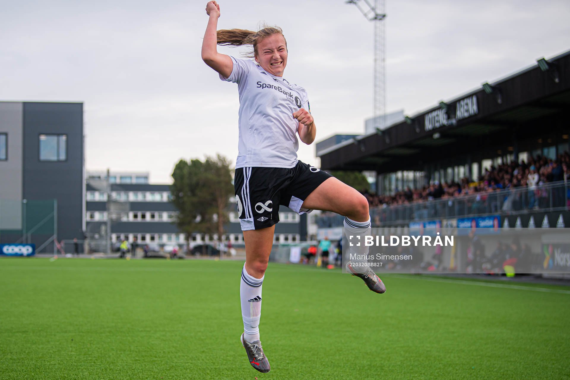 Sara Kanutte Sørensen Fornes of Rosenborg celebrates