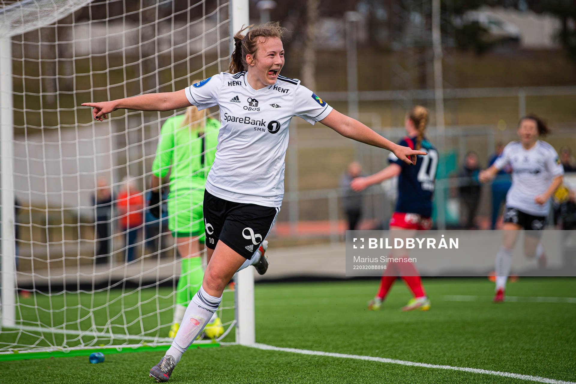 Sara Kanutte Sørensen Fornes of Rosenborg celebrates