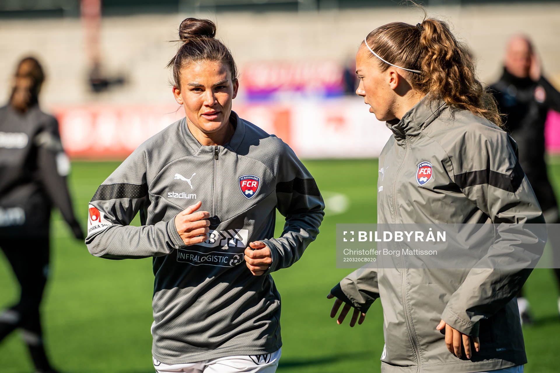Rosengårds Katrine Veje och Athinna Persson Lundgren