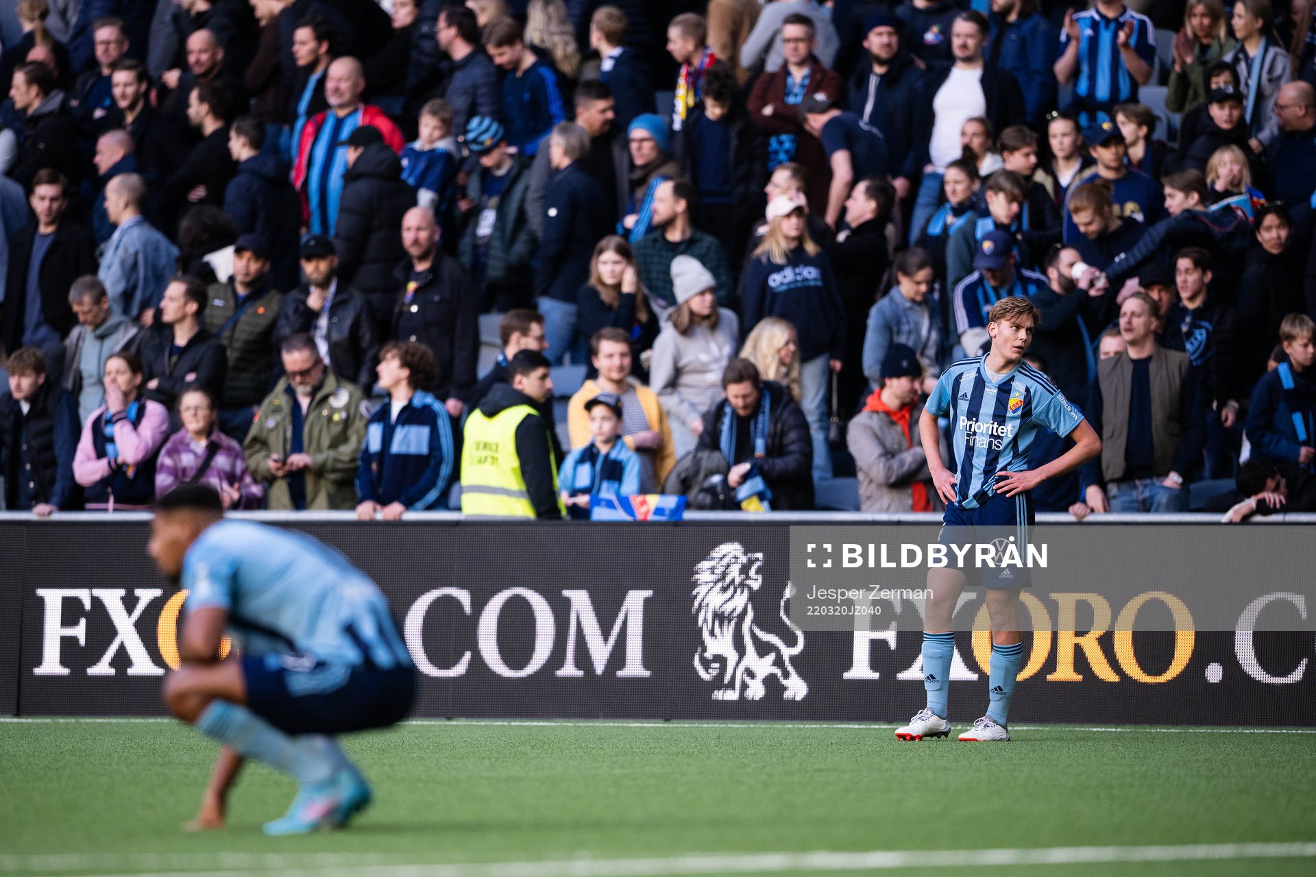 Djurgårdens Isak Hien och Melker Jonsson deppar