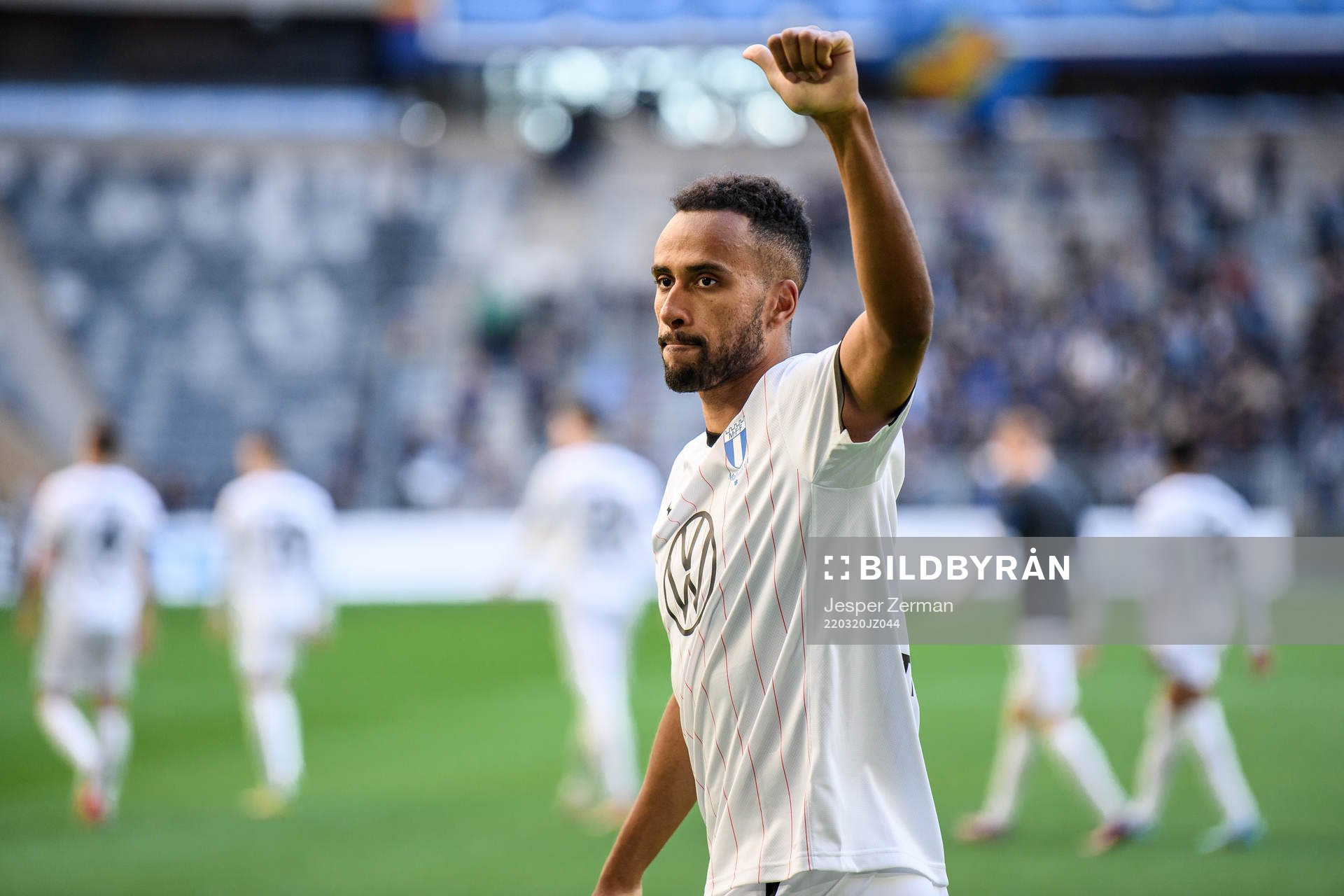 Malmö FFs Isaac Kiese Thelin jublar efter fotbollsmatchen i Svenska Cupen mellan Djurgården och Malmö FF den 20 mars 2022 i Stockholm. 