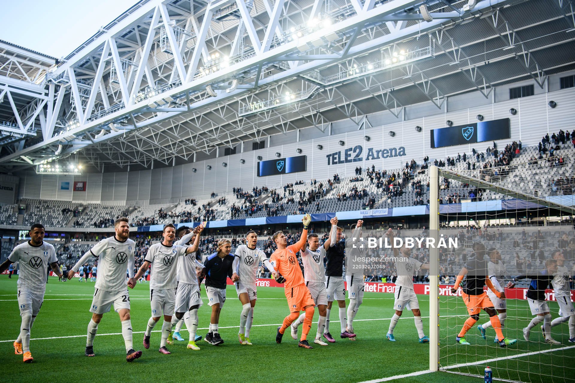 Malmö FFs spelare jublar efter fotbollsmatchen i Svenska Cupen mellan Djurgården och Malmö FF den 20 mars 2022 i Stockholm. 